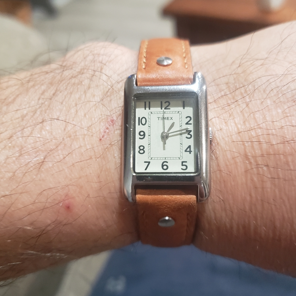 Womens Timex tank style quartz watch